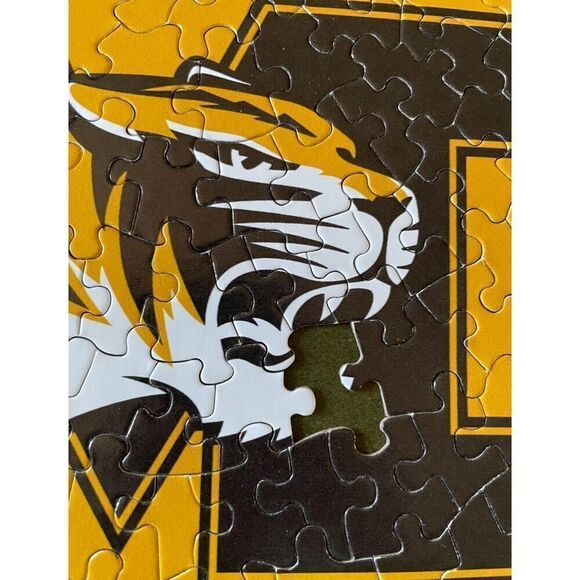 Missouri Mizzou Tigers Puzzle In Tin -1 Piece Missing - Picture 6 of 6